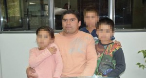 Comodoro: Angustiante situación de un joven padre con sus tres pequeños hijos