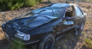 Trelew: volcó un auto en las Cinco Esquinas pero no aparece el conductor