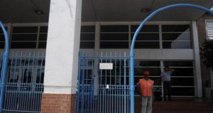 Tiene diez años y estuvo varios días a cargo de sus cuatro hermanos