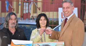 Chubut: Arcioni entregó premios del Telebingo en Comodoro