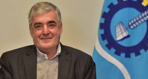 Chubut: Das Neves se realizará un control médico programado en Buenos Aires