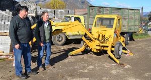 El Hoyo: El municipio recibió en comodato un camión Dodge de Corfo