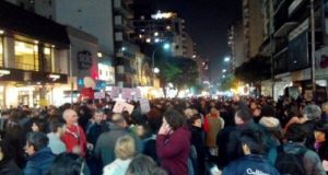 Otra vez el ‘ruidazo’ hizo sonar muy fuerte el reclamo: No al tarifazo macrista
