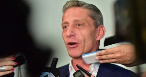 Chubut: Arcioni estará hoy en Comodoro Rivadavia