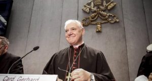 La Iglesia prohíbe esparcir o guardar cenizas de las cremaciones