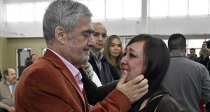 Chubut: En un emotivo acto, Das Neves entregó 32 viviendas en Trelew en el Día de la Madre