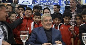 Chubut: Arcioni destacó los millonarios convenios y aportes que concretó Das Neves en su visita a Comodoro