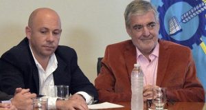 Chubut: Das Neves presidió la licitación para la construcción de viviendas en Puerto Madryn