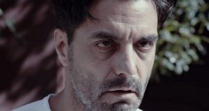 El fuerte videoclip de La Beriso donde muestran la muerte de una mujer durante un robo