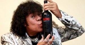 Ya está a la venta el vino de La Mona