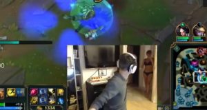 Transmitía en vivo la partida de un videojuego cuando apareció su mamá en ropa interior