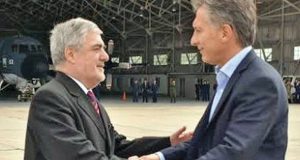 Das Neves asiste en Casa Rosada a la firma del Programa Federal de Desendeudamiento Provincial