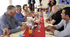 Chubut: Das Neves se reunió con el ex gobernador de Santa Cruz