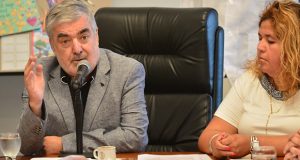 Chubut: Reconocimiento del gobernador al “gran trabajo” de Huichaqueo