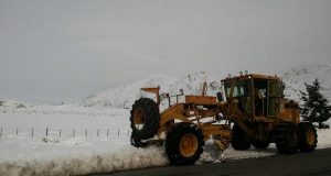 Chubut: Vialidad Provincial despejó ruta del Aeropuerto Esquel restableciendo el tránsito de pasajeros