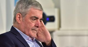 Chubut: “necesitamos un cambio en las políticas macroeconómicas para favorecer a las provincias del interior”