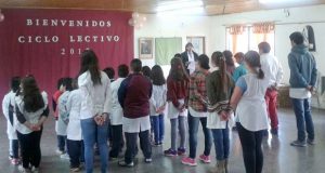 Comienzan las clases en Chubut: Arcioni inaugura desde Atilio Viglione el ciclo lectivo de escuelas de período especial