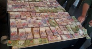 Gobernador Costa: Secuestran más de un millón de pesos