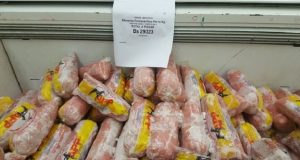 Los venezolanos consumen comida para perros por la escasez de alimentos