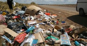 Trelew: En 2017 se labraron más de 400 multas por arrojar basura en lugares inapropiados