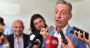 Chubut: Arcioni afirmó que la provincia va a mantener la política de viviendas sociales
