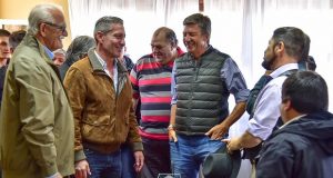 Chubut: Arcioni dijo que “vamos a salir adelante” y pidió “a los que especulan que se hagan a un lado”