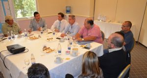 Chubut: Arcioni resaltó con la Cámara de Prestadores la potencialidad del turismo en la Patagonia Central