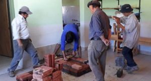 Alto Río Percy: Construcción de estufa eficiente