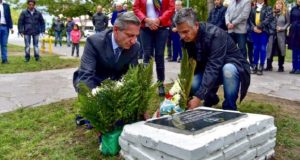 Chubut: Arcioni presidió en Rawson el acto por el Día de la Memoria