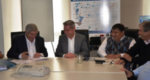 Chubut: Arcioni presidió la firma de adjudicación para reactivar el Área Mata Magallanes Oeste de Río Mayo