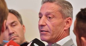 Chubut: El Gobernador viajó a Buenos Aires para cumplir una intensa agenda de actividades