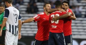 El Rojo volvió a ser fuerte en Córdoba: bajó a Talleres y recuperó terreno