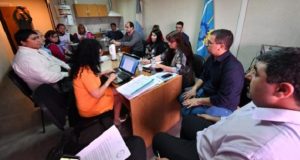 Chubut: Insólita propuesta salarial del gobierno de Arcioni a los gremios docentes