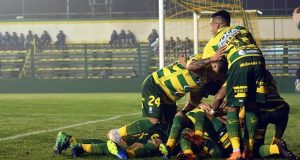 CopaSudamericana: Defensa sacó una buena ventaja en la vuelta de Beccacece