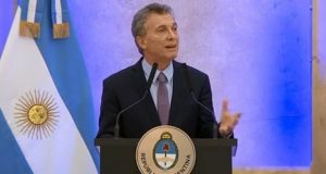Mauricio Macri admitió que la inflación ronda el 30% y recomendó caminar para buscar precios