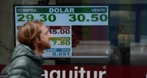 Argentina, entre los 5 países con «alto riesgo» de una crisis cambiaria
