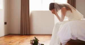 Dejó plantada a la novia en su boda porque ella «usaba mucho Whatsapp»