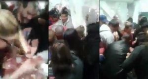 Video | La desesperación de la gente ante una oferta de alimentos