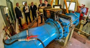 Arcioni puso en marcha una turbina para mejorar el servicio de energía eléctrica en Carrenleufú