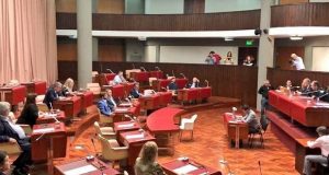 Chubut | Cigudosa no concurrió a la interpelación y la oposición la convocó nuevamente para el lunes