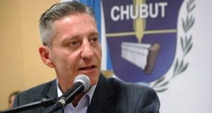 Chubut | El Gobierno reducirá gastos para afrontar la crisis
