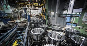 Economía | Los salarios industriales bajaron un 40% desde 2015