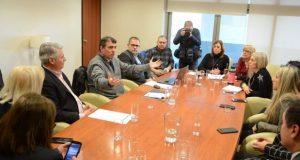 Chubut | De Bella asistió hoy a la Legislatura