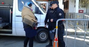 Esquel | Con fuerte medidas de seguridad, arrancó el juicio al forense que filtró fotos del cuerpo de Maldonado