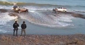 Comodoro | Violaron la cuarentena, se fueron a pasear a la costa y casi se los lleva el mar