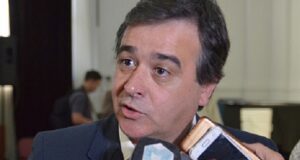 Chubut | Meiszner anunció que el viernes se le pagaría marzo al rango 4 y abril al rango 1 y 2