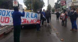 Comodoro | Trabajadores de la salud volvieron a manifestarse frente al Hospital Regional