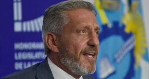 Chubut | No descartan un bono compensatorio para estatales