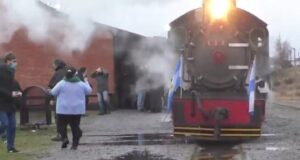 Cordillera | Volvió a salir La Trochita repleta de pasajeros