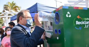 Corrientes | Canjean botellas reciclables por crédito en la tarjeta Sube